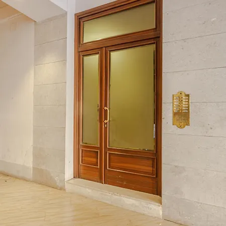 Views On Ghirlandina In The Heart Of Motorvalley 아파트