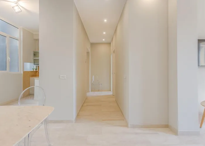 Views On Ghirlandina In The Heart Of Motorvalley * Modène